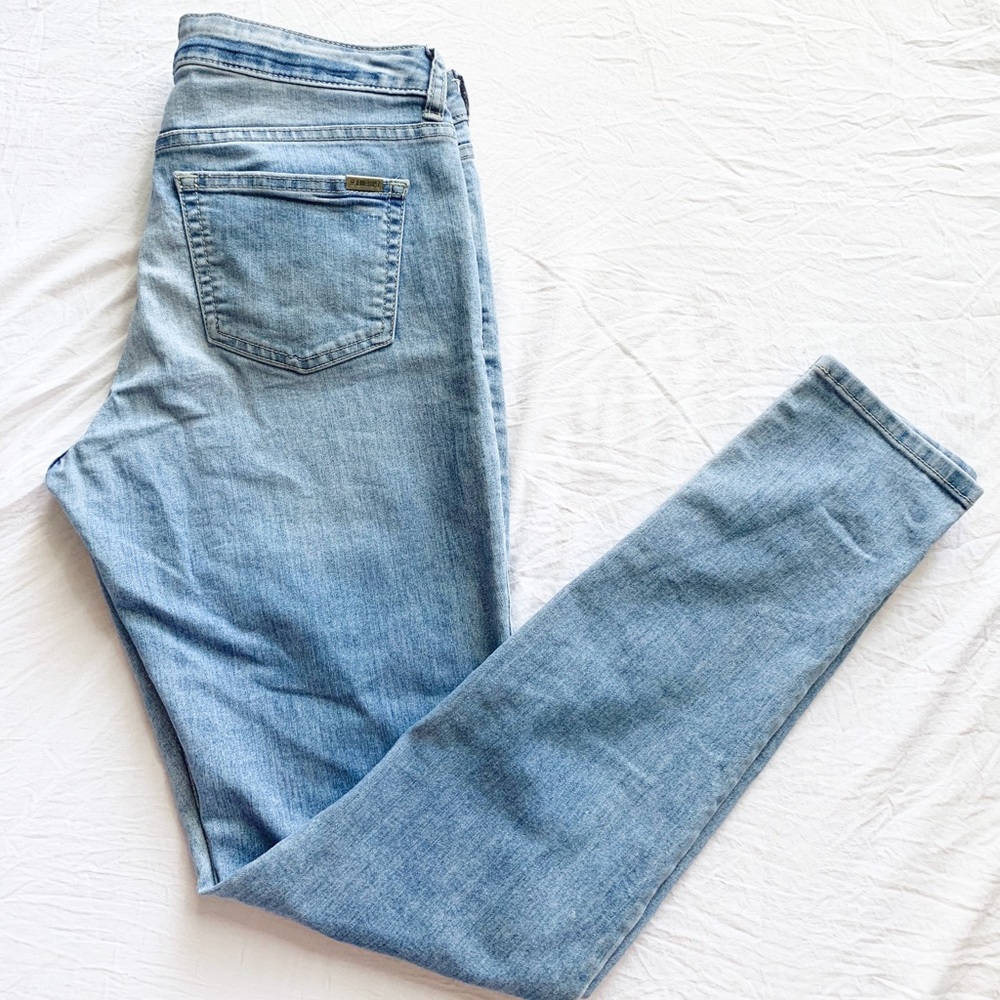 Jennifer Lopez Light Wash Skinny Jean